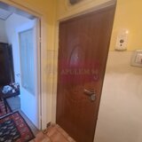 Apartament cu 3 camere de vanzare in Campina - Zona Scoala Centrala